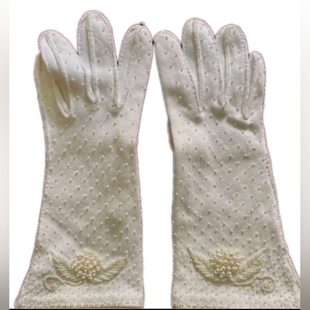 Vintage Pearl Beaded Cotton Gloves - Weddings - Etc - Made in Hong Kong-Size 7